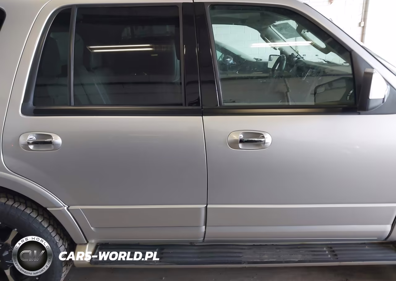 2013 Ford Expedition Limited VIN:1FMJU2A58DEF02046 - 13