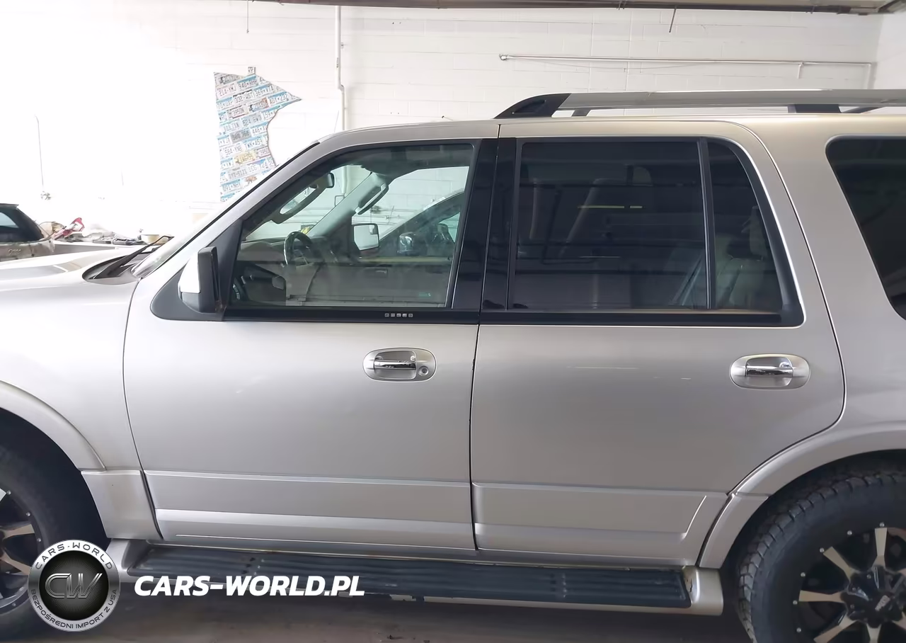2013 Ford Expedition Limited VIN:1FMJU2A58DEF02046 - 14
