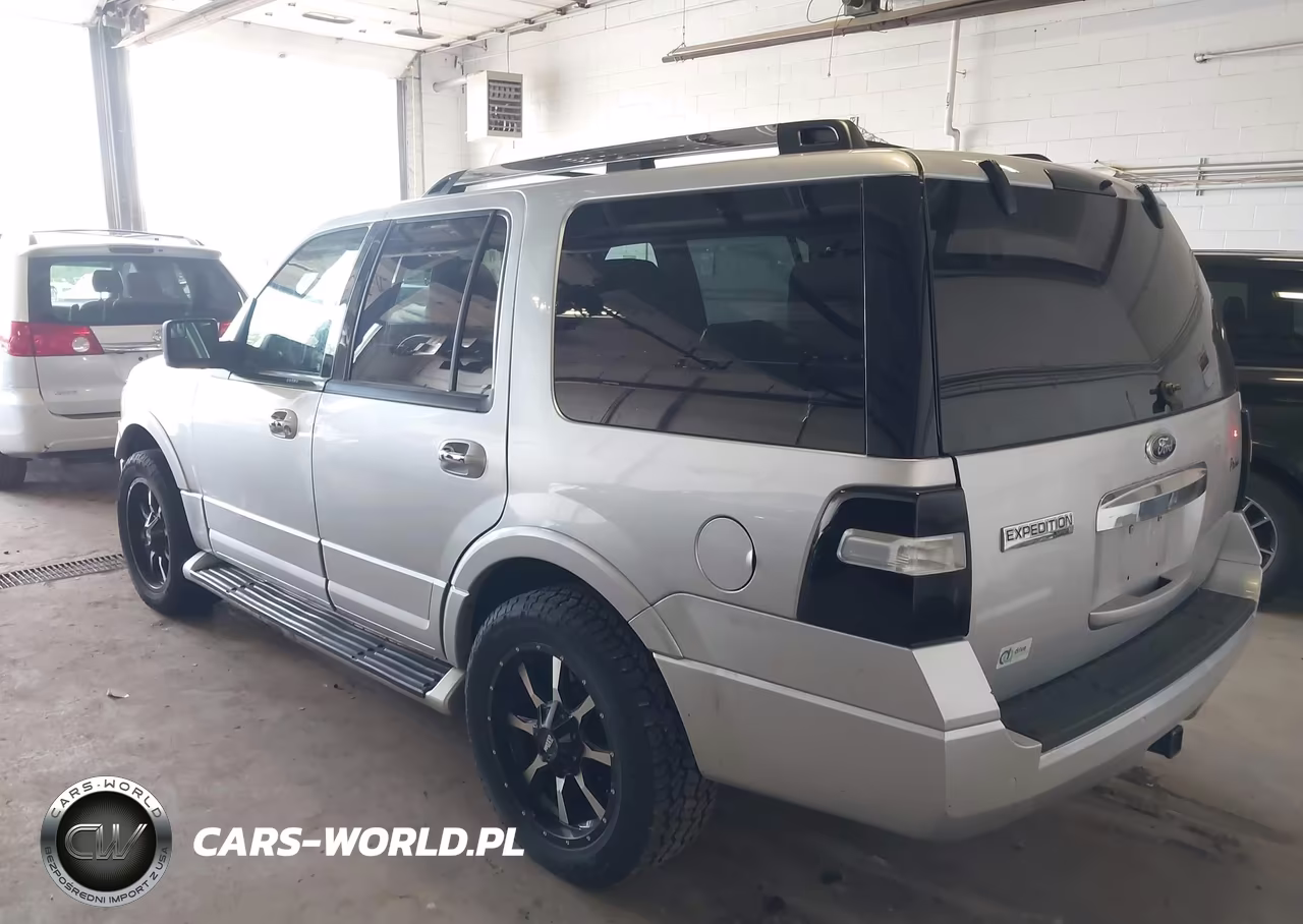 2013 Ford Expedition Limited VIN:1FMJU2A58DEF02046 - 3