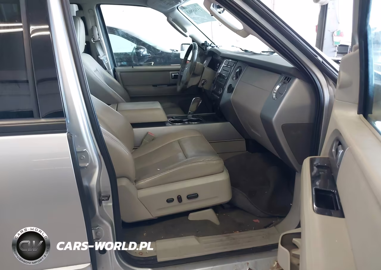 2013 Ford Expedition Limited VIN:1FMJU2A58DEF02046 - 5