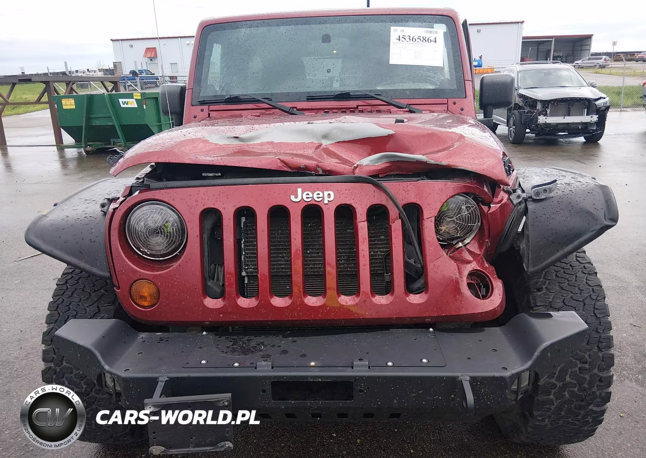 2012 Jeep Wrangler Unlimited Rubicon VIN:1C4HJWFG4CL106851 - 6
