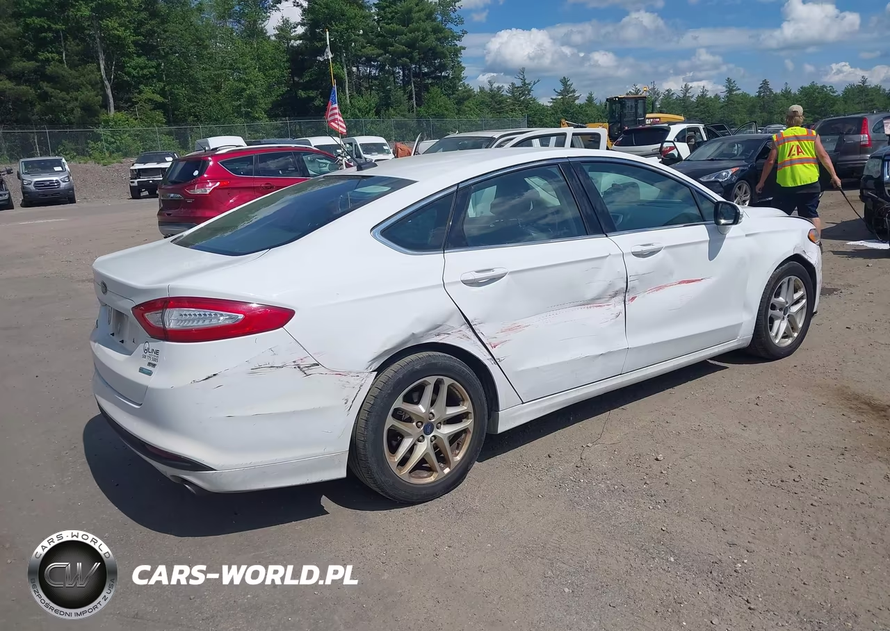 2016 Ford Fusion Se VIN:3FA6P0HD1GR332395 - 4