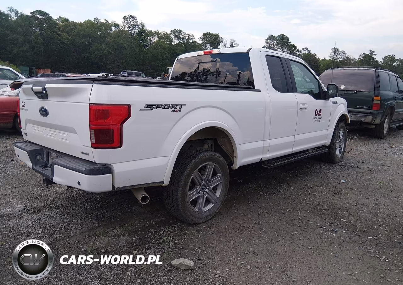 2018 Ford F-150 Xlt VIN:1FTEX1EP0JKF52374 - 4