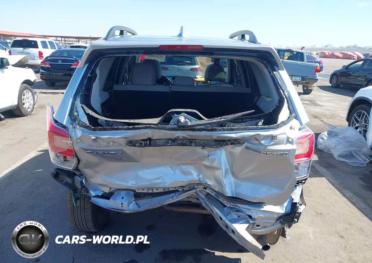 2017 Subaru Forester 2.5I Premium VIN:JF2SJAGC4HH808247 - 6