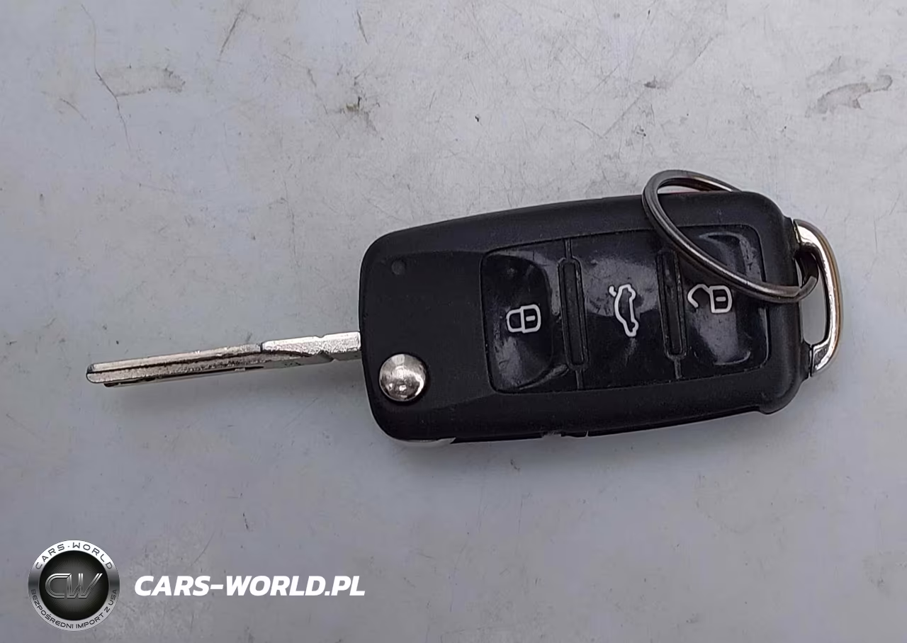 2013 Volkswagen Beetle 2.0T Turbo VIN:3VWVA7AT2DM634883 - 11