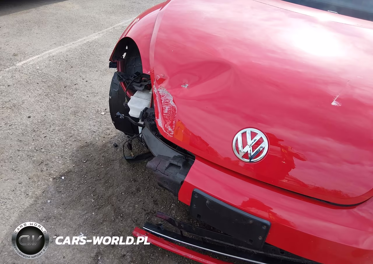 2013 Volkswagen Beetle 2.0T Turbo VIN:3VWVA7AT2DM634883 - 14