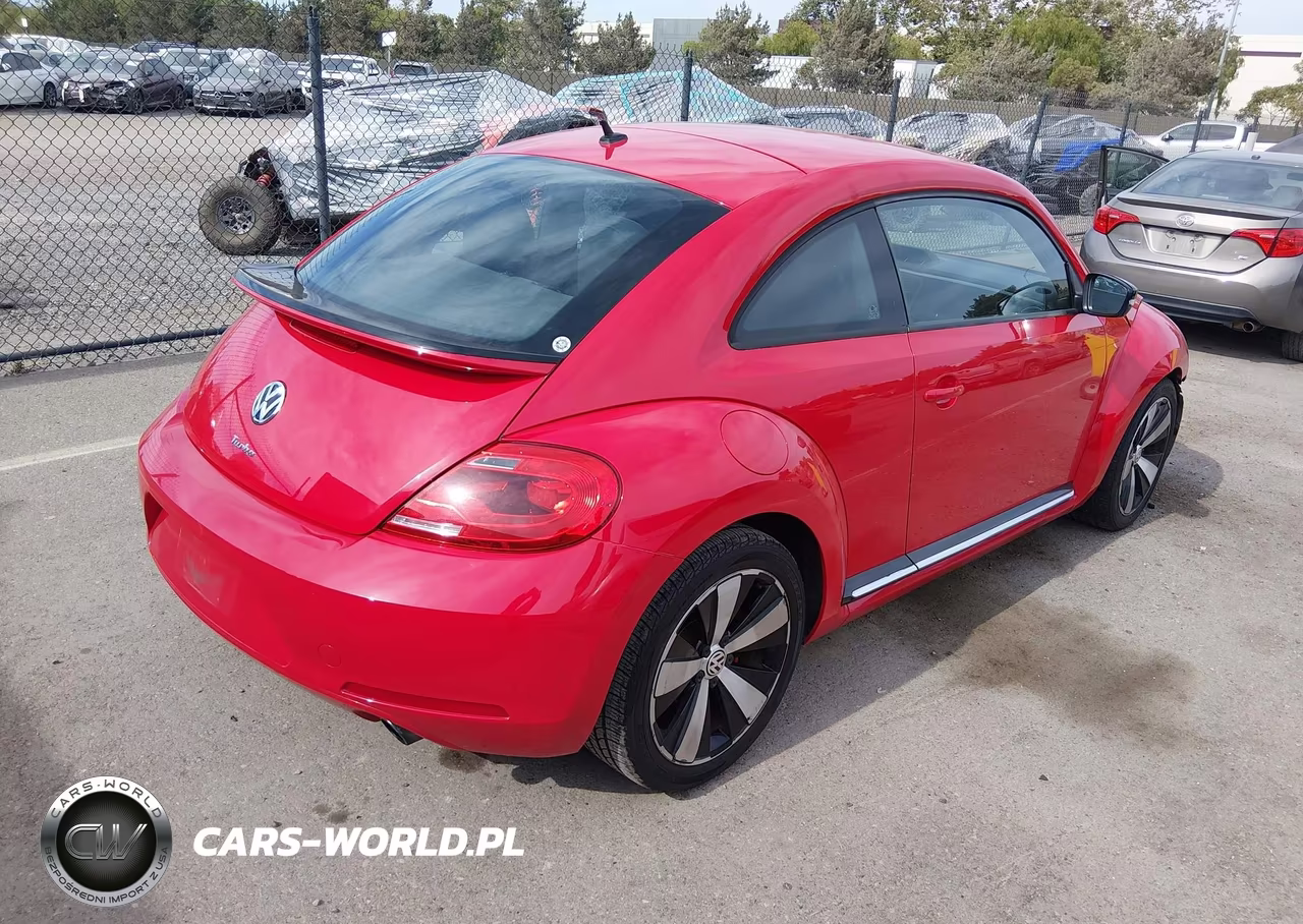 2013 Volkswagen Beetle 2.0T Turbo VIN:3VWVA7AT2DM634883 - 4