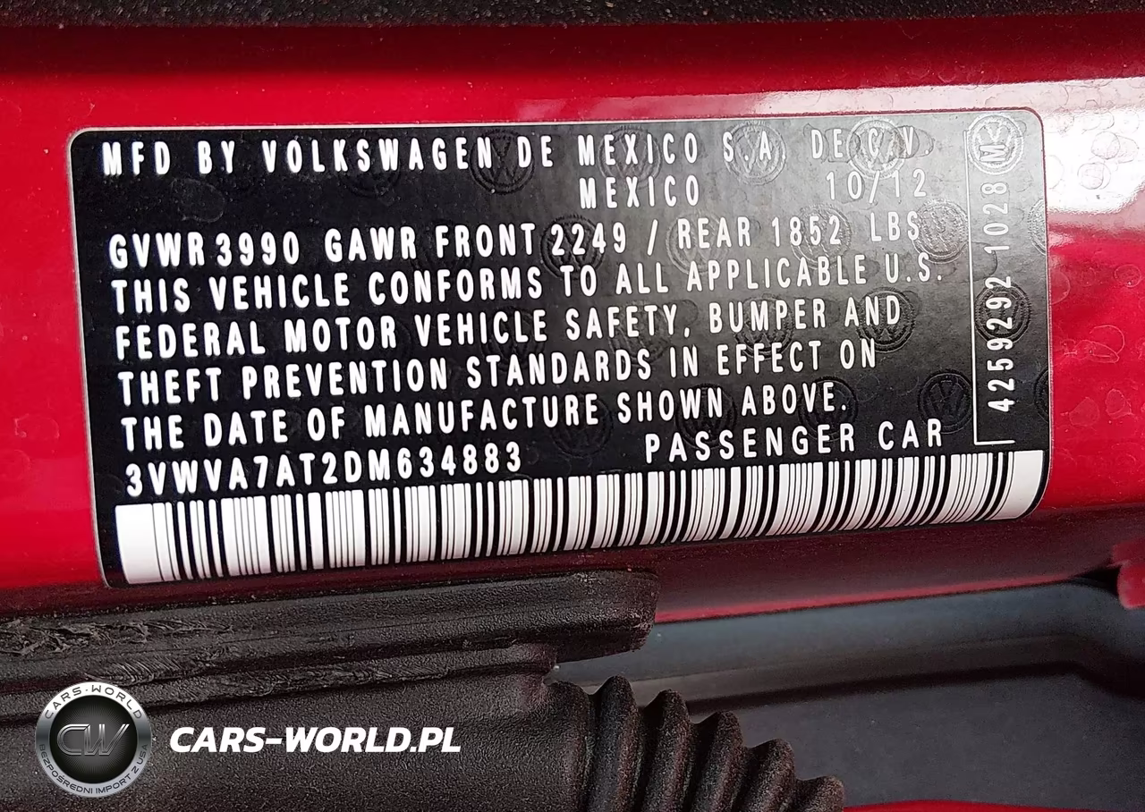 2013 Volkswagen Beetle 2.0T Turbo VIN:3VWVA7AT2DM634883 - 9