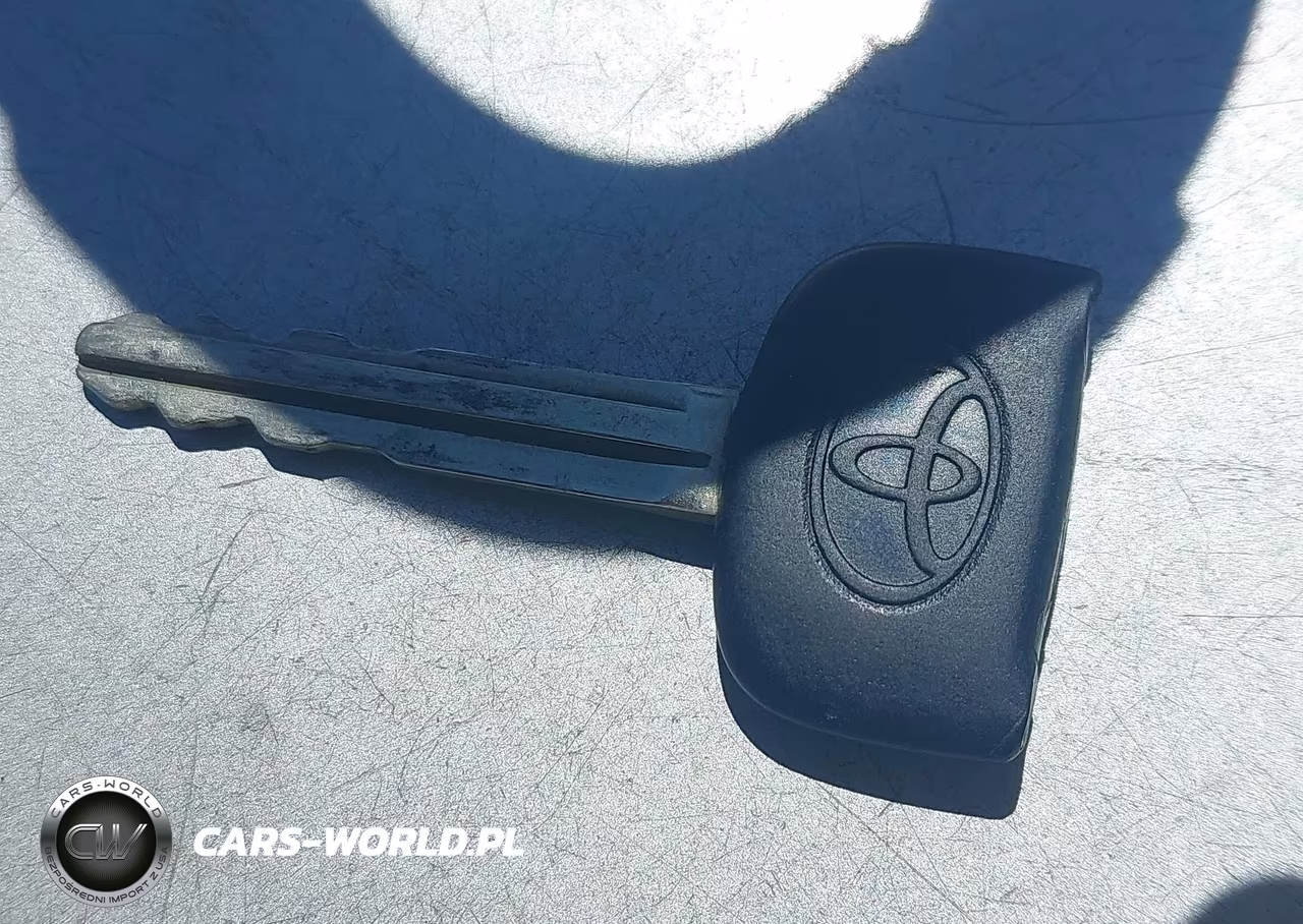 1998 Toyota Camry Le VIN:4T1BG28K8WU322078 - 11