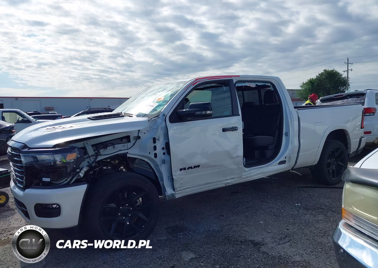 2025 Ram 1500 Laramie 4X4 6'4 Box VIN:1C6SRFRP8SN720287 - 15