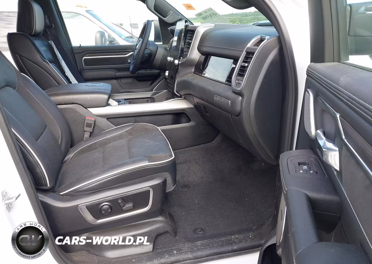 2025 Ram 1500 Laramie 4X4 6'4 Box VIN:1C6SRFRP8SN720287 - 5