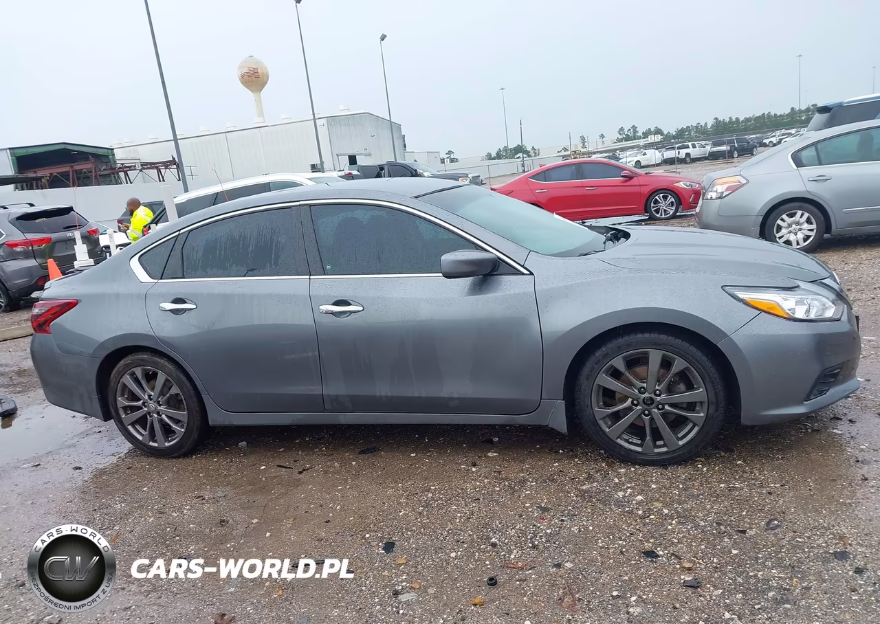 2018 Nissan Altima 2.5 Sr VIN:1N4AL3AP8JC138674 - 13