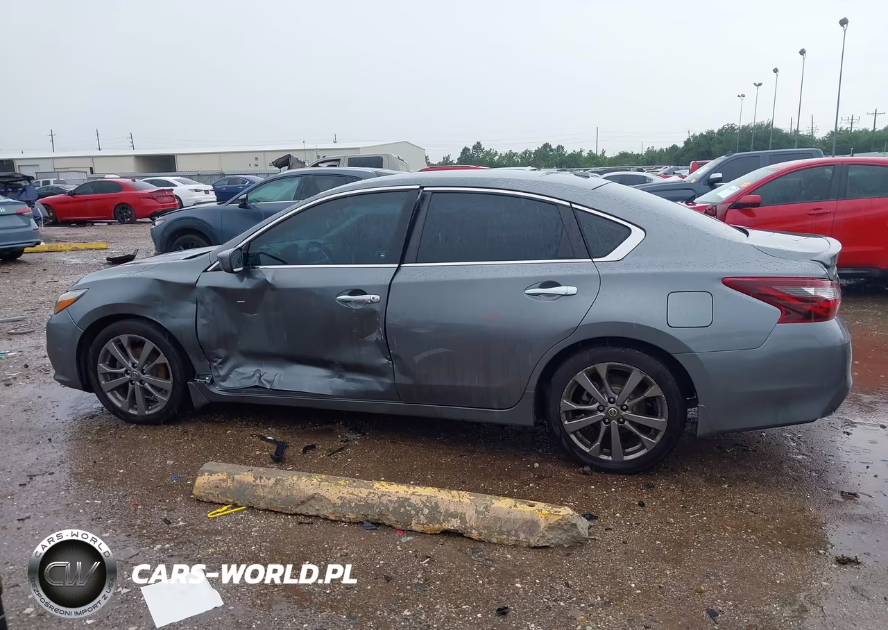 2018 Nissan Altima 2.5 Sr VIN:1N4AL3AP8JC138674 - 14