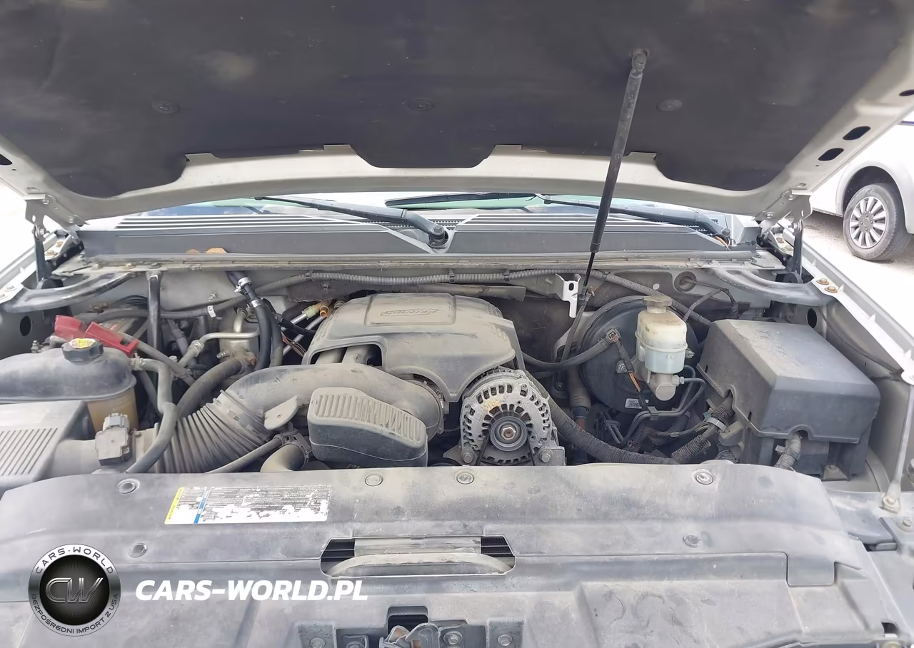 2011 Chevrolet Suburban 1500 Lt1 VIN:1GNSCJE04BR112546 - 10
