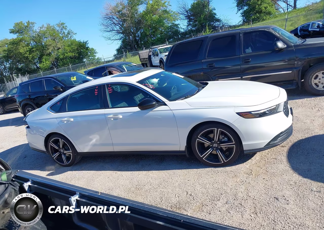 2023 Honda Accord Hybrid Sport VIN:1HGCY2F52PA009115 - 13