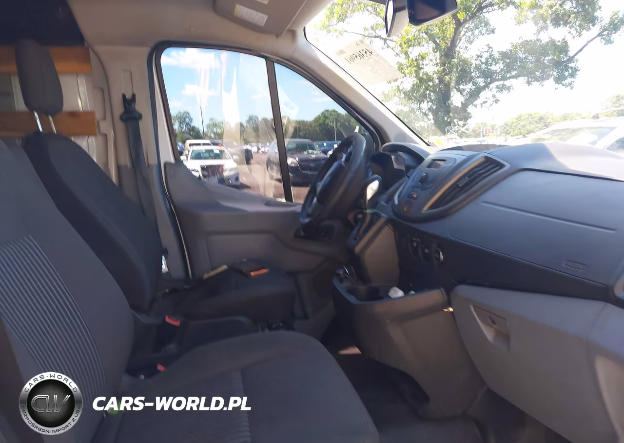 2019 Ford Transit-250 VIN:1FTYR1ZM1KKA55181 - 5