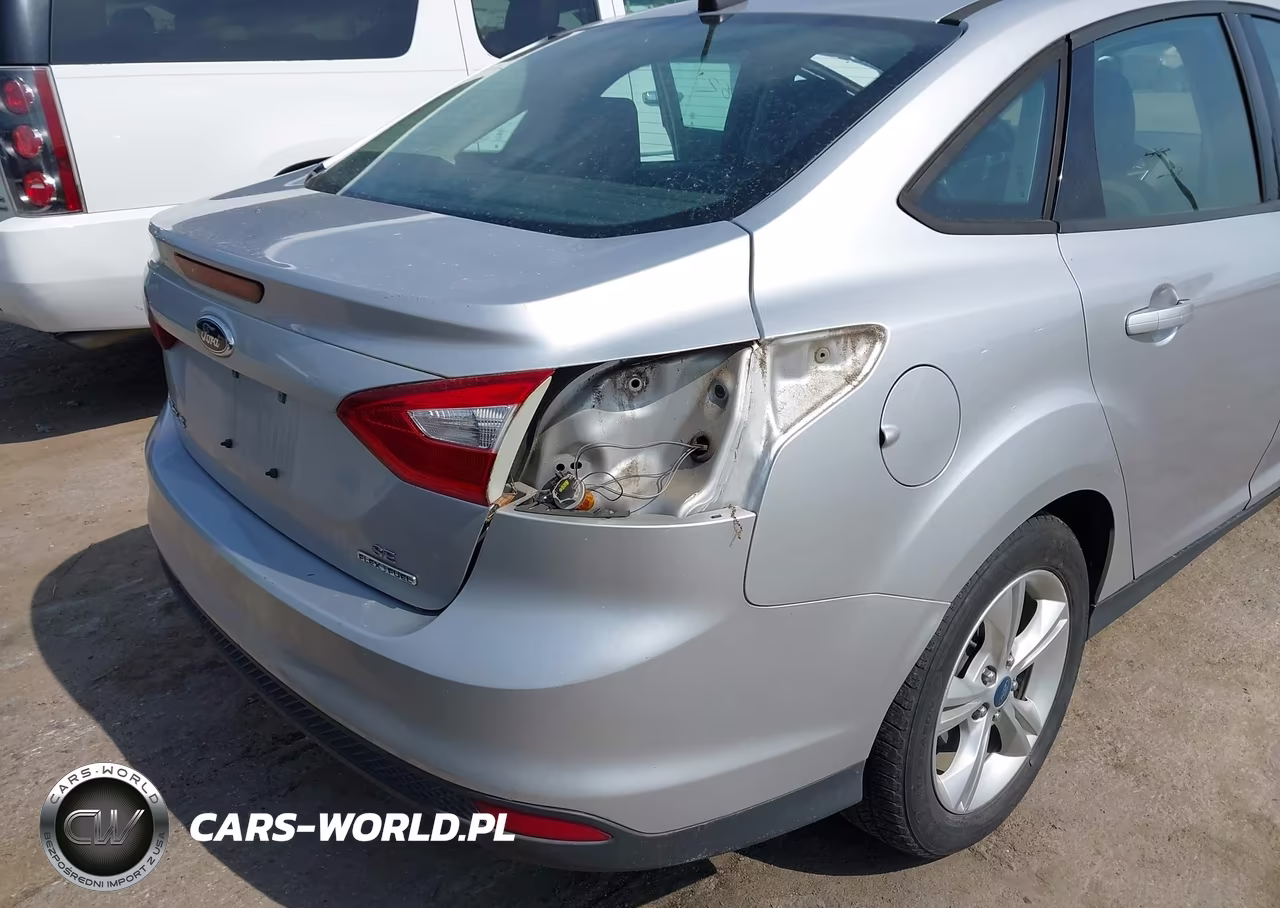 2014 Ford Focus Se VIN:1FADP3F29EL124450 - 6