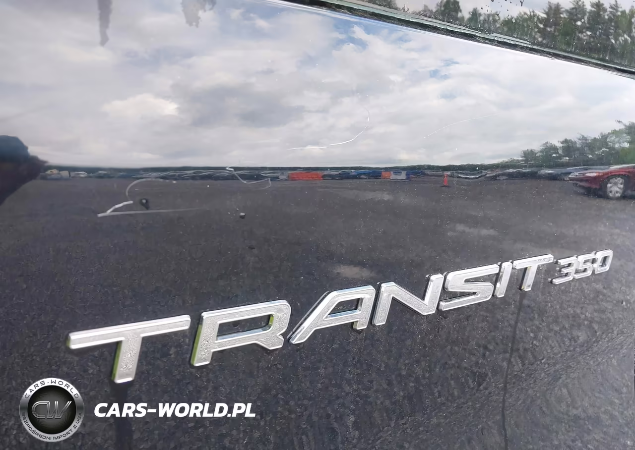 2018 Ford Transit-350 VIN:1FTBW2YG5JKB18815 - 13