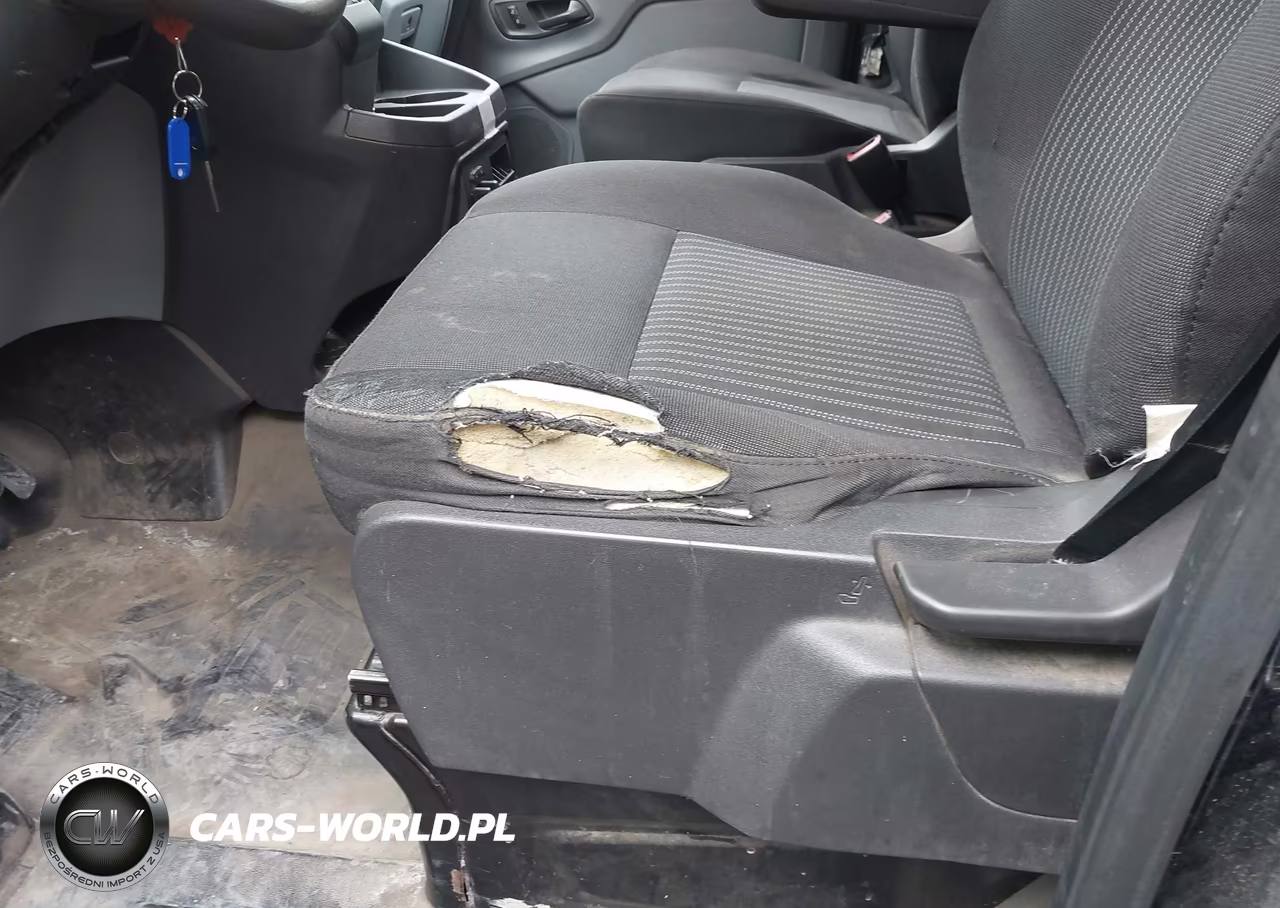 2018 Ford Transit-350 VIN:1FTBW2YG5JKB18815 - 6