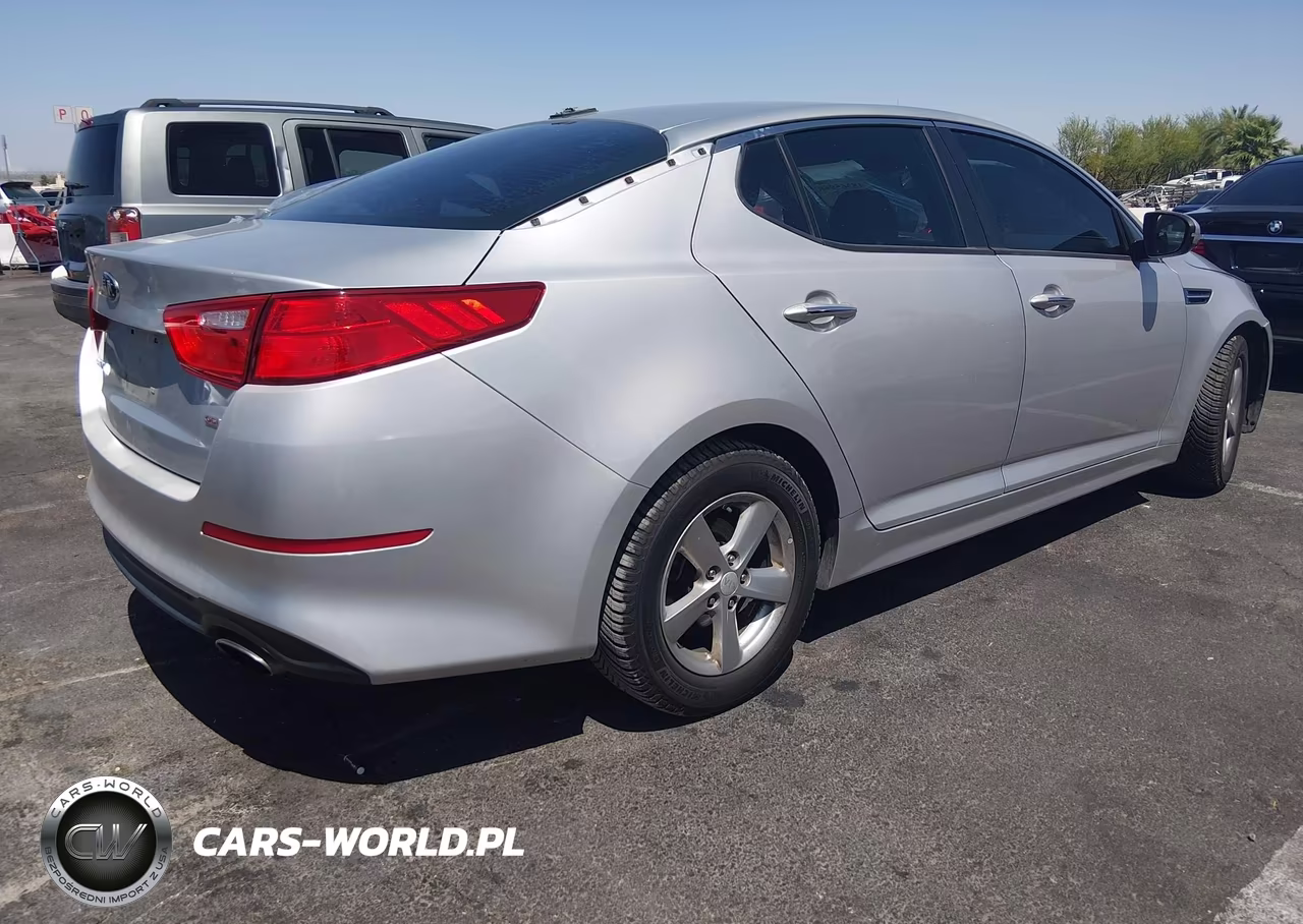 2014 Kia Optima Lx VIN:5XXGM4A79EG288645 - 4
