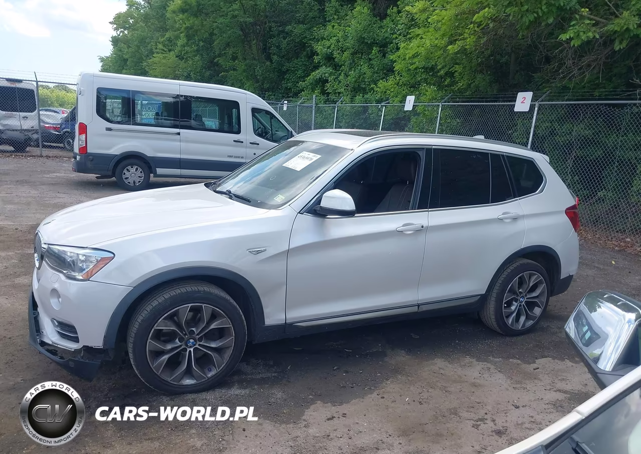 2017 BMW X3 xDrive28I VIN:5UXWX9C51H0T08578 - 14