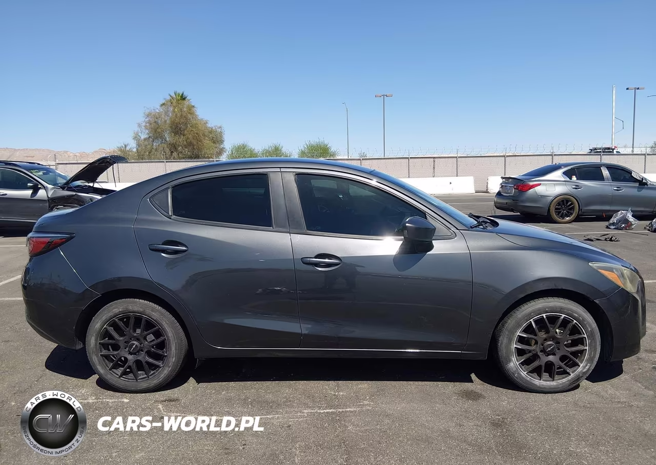 2017 Toyota Yaris Ia VIN:3MYDLBYV4HY179473 - 12