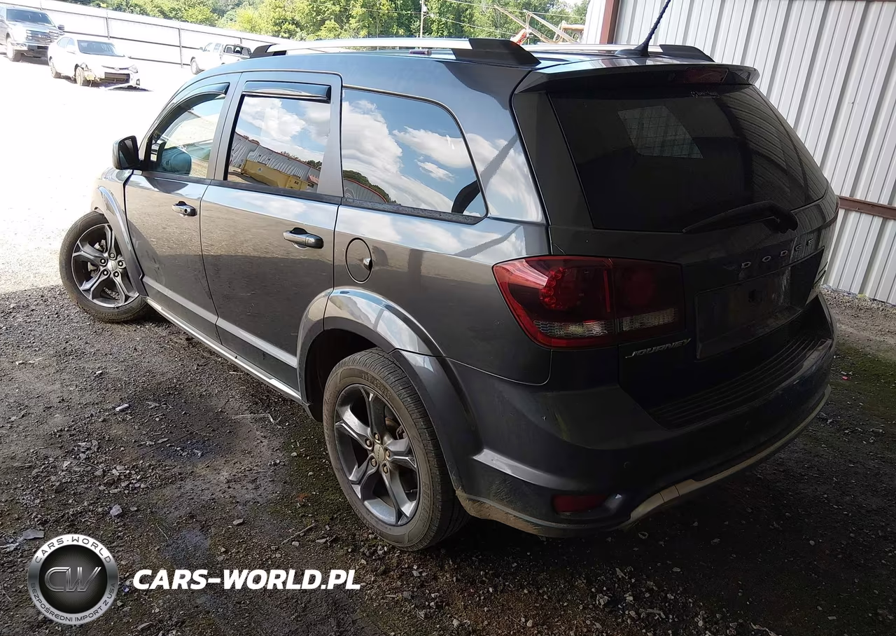 2014 Dodge Journey Crossroad VIN:3C4PDCGG7ET285443 - 3