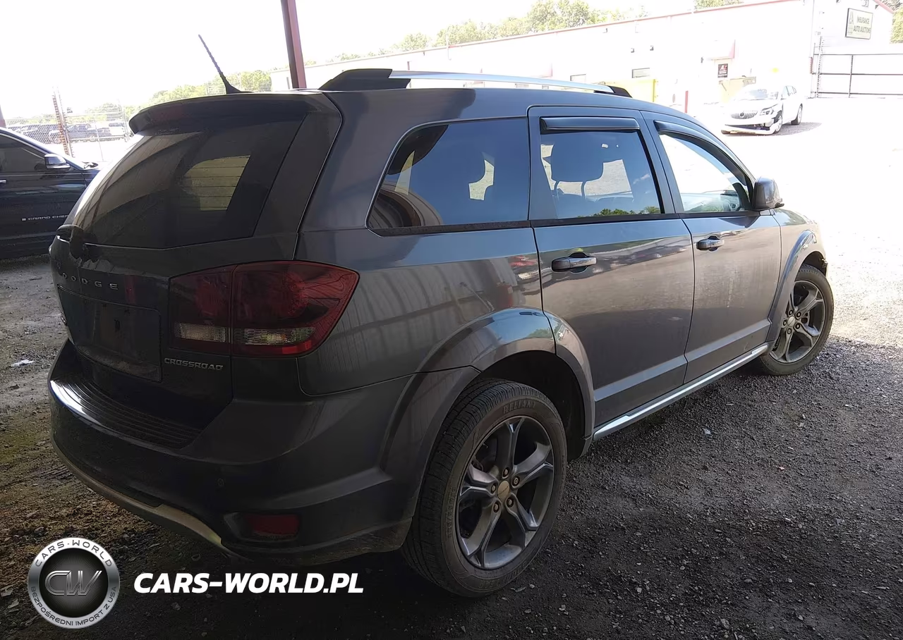 2014 Dodge Journey Crossroad VIN:3C4PDCGG7ET285443 - 4