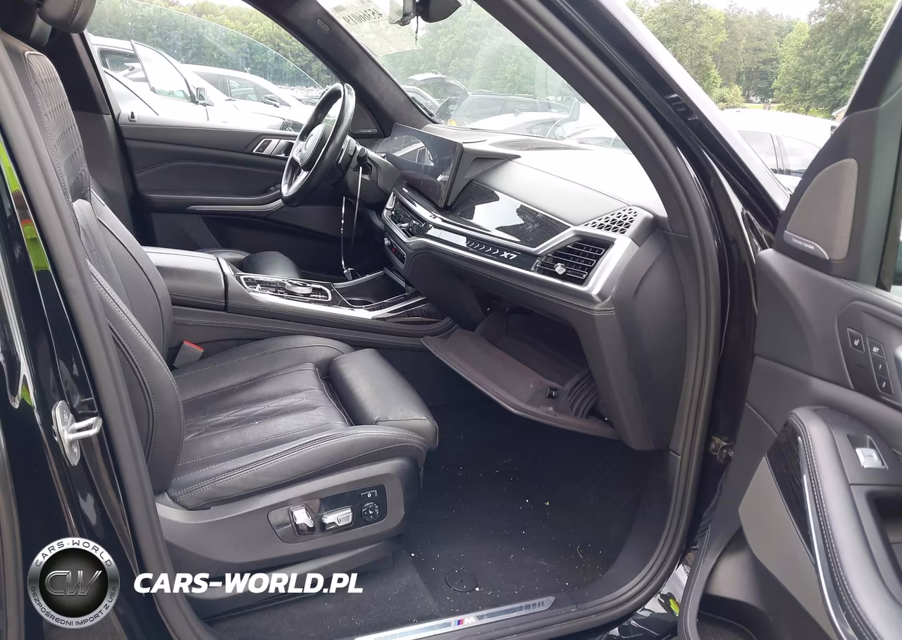 2023 BMW X7 xDrive40I VIN:5UX23EM04P9P67524 - 5