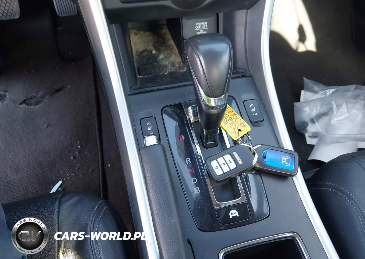 2014 Honda Accord Hybrid Touring VIN:1HGCR6F77EA010845 - 11