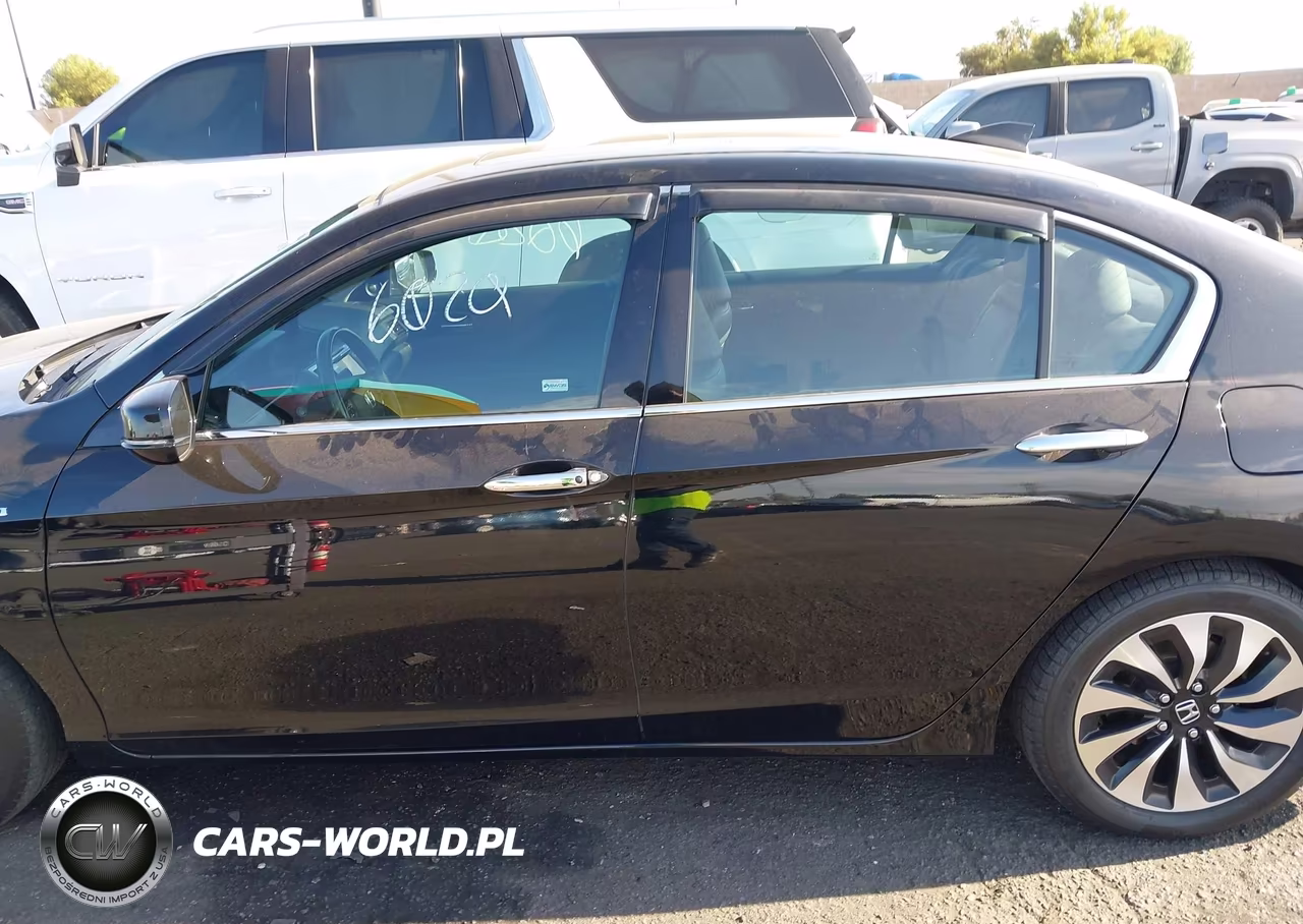 2014 Honda Accord Hybrid Touring VIN:1HGCR6F77EA010845 - 14