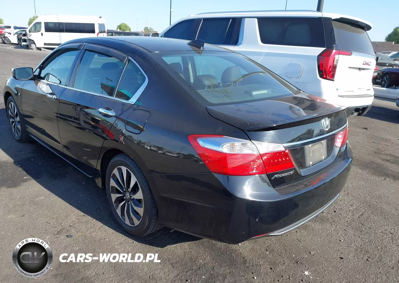 2014 Honda Accord Hybrid Touring VIN:1HGCR6F77EA010845 - 3