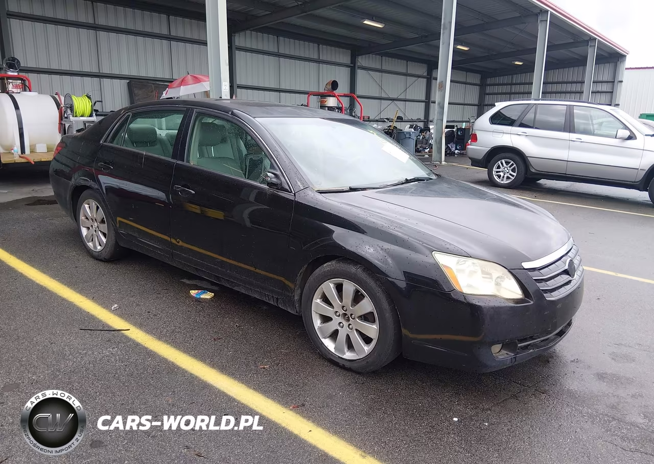 2005 Toyota Avalon Xls