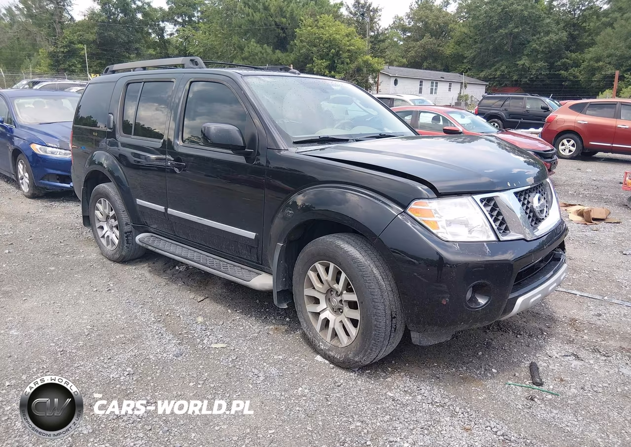 2010 Nissan Pathfinder Le