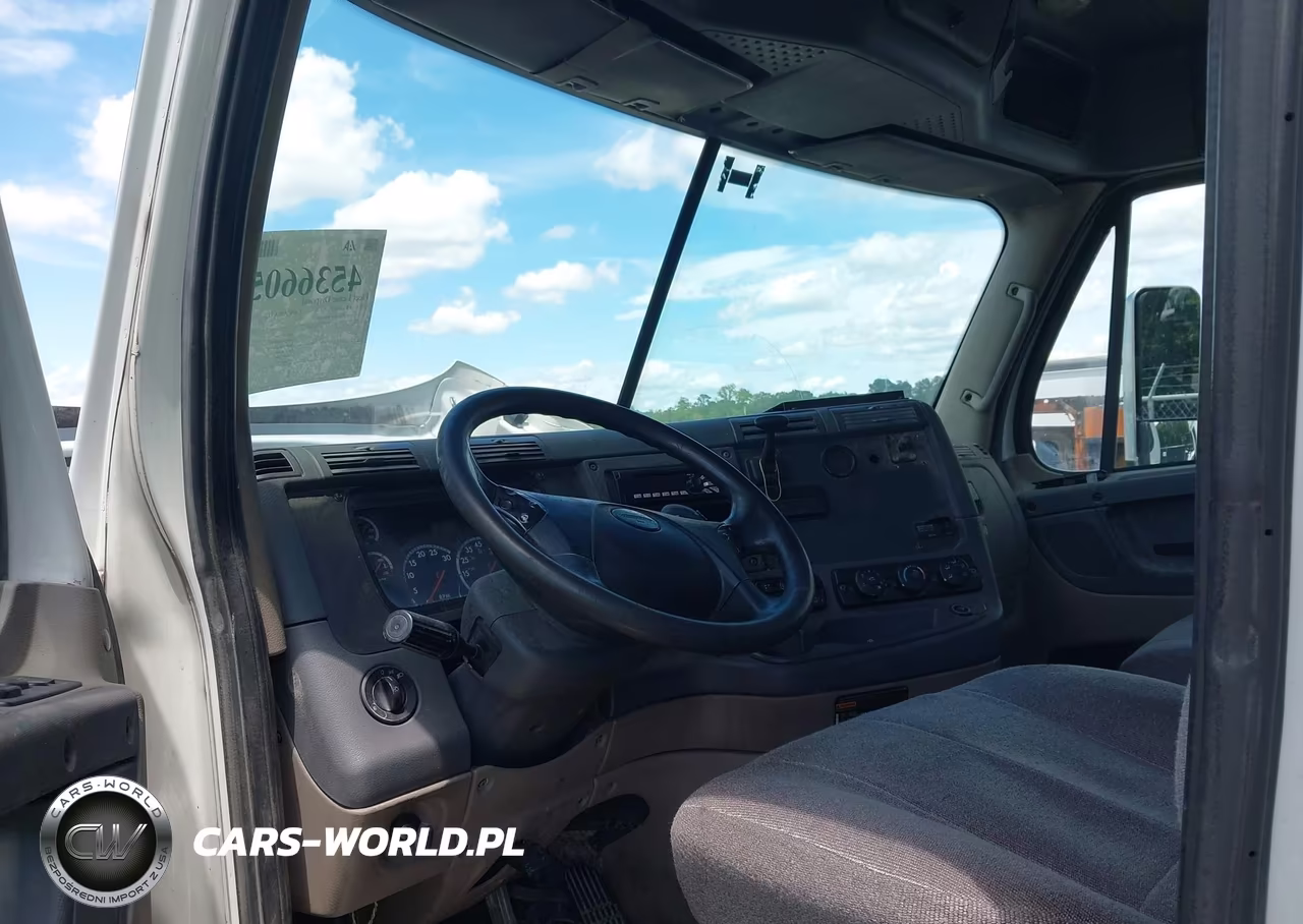 2013 Freightliner Cascadia 113 VIN:1FUBGADV0DLBW3408 - 6