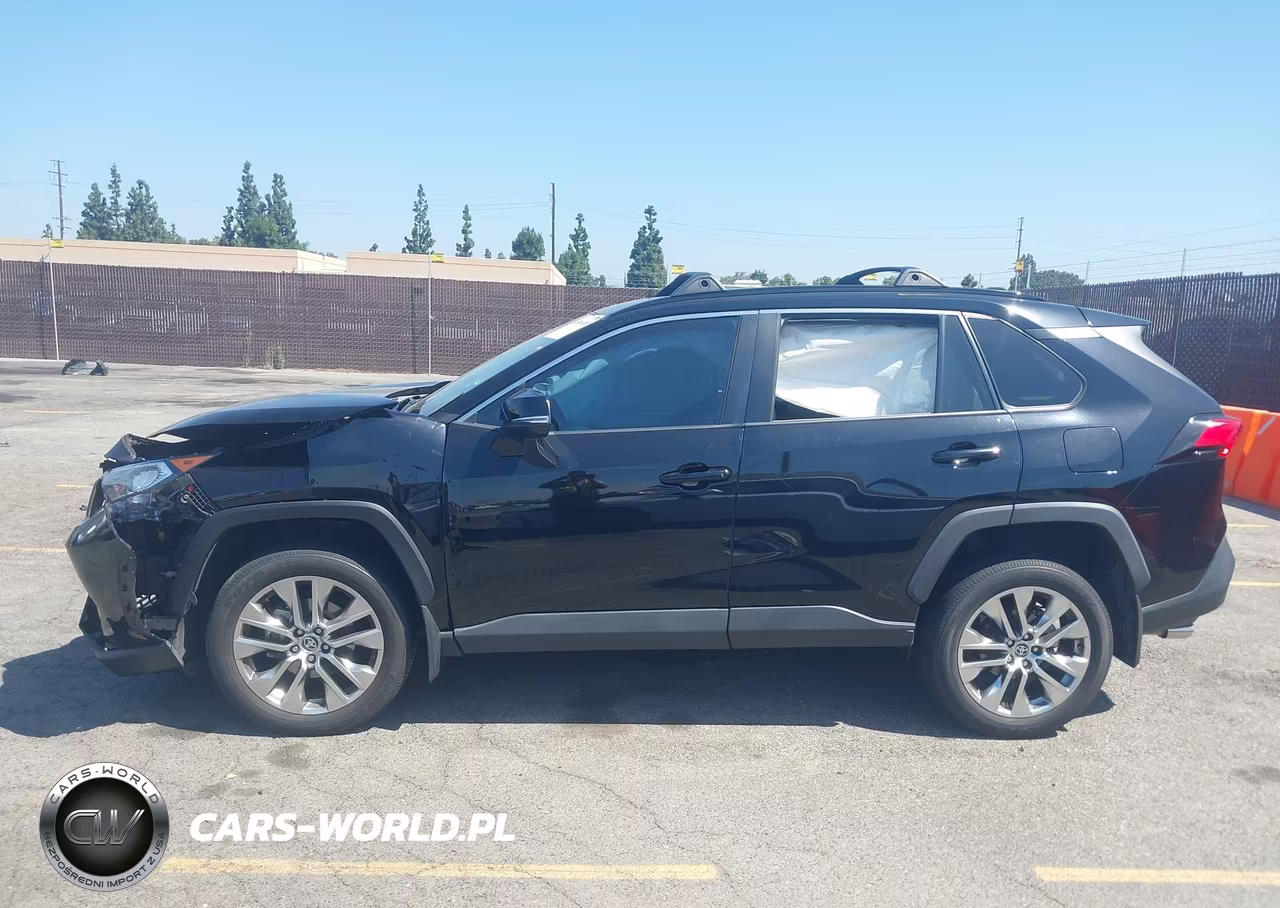 2021 Toyota Rav4 Xle Premium VIN:2T3C1RFV5MC137567 - 14