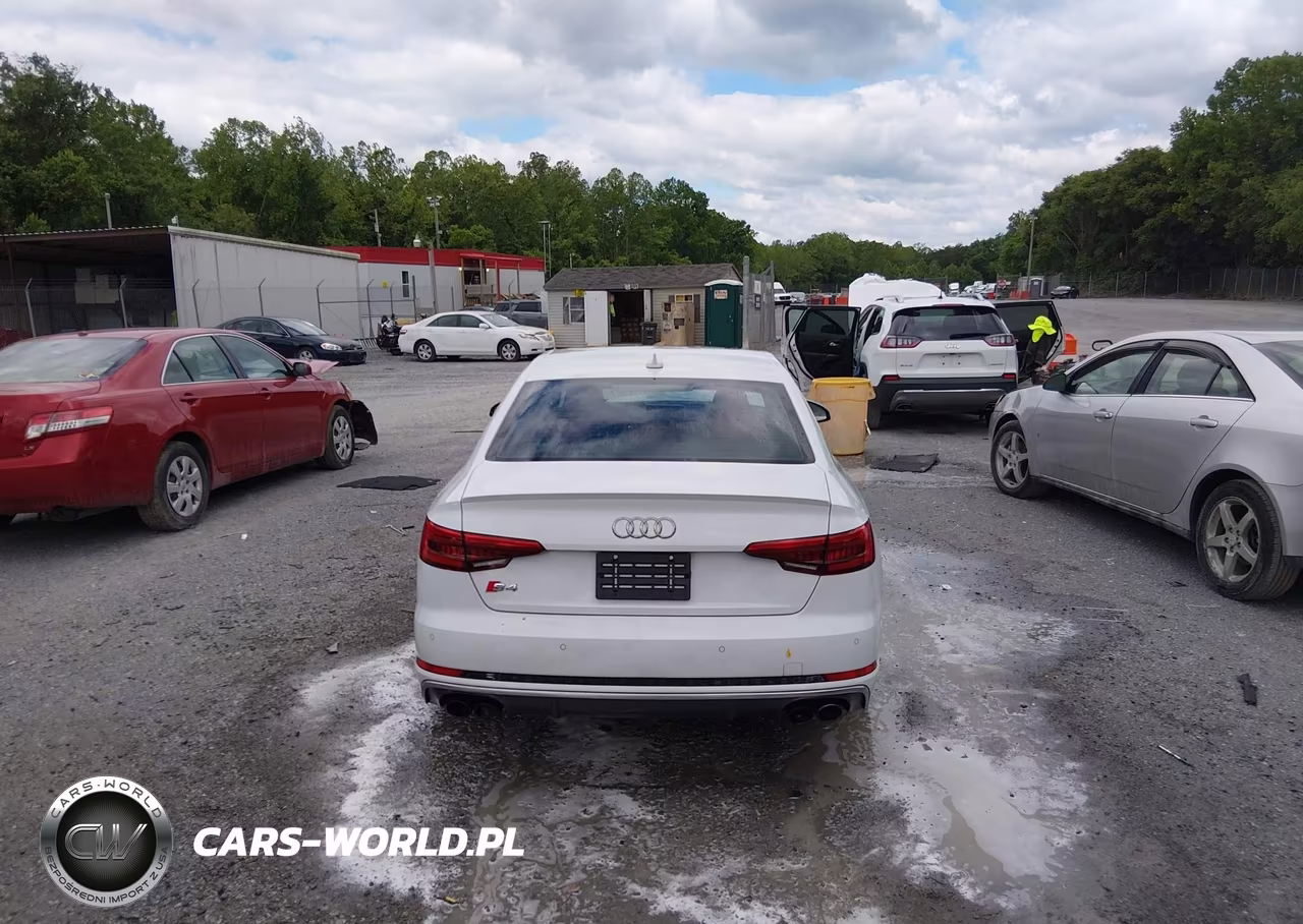 2018 Audi S4 3.0T Premium Plus VIN:WAUB4AF40JA002868 - 17