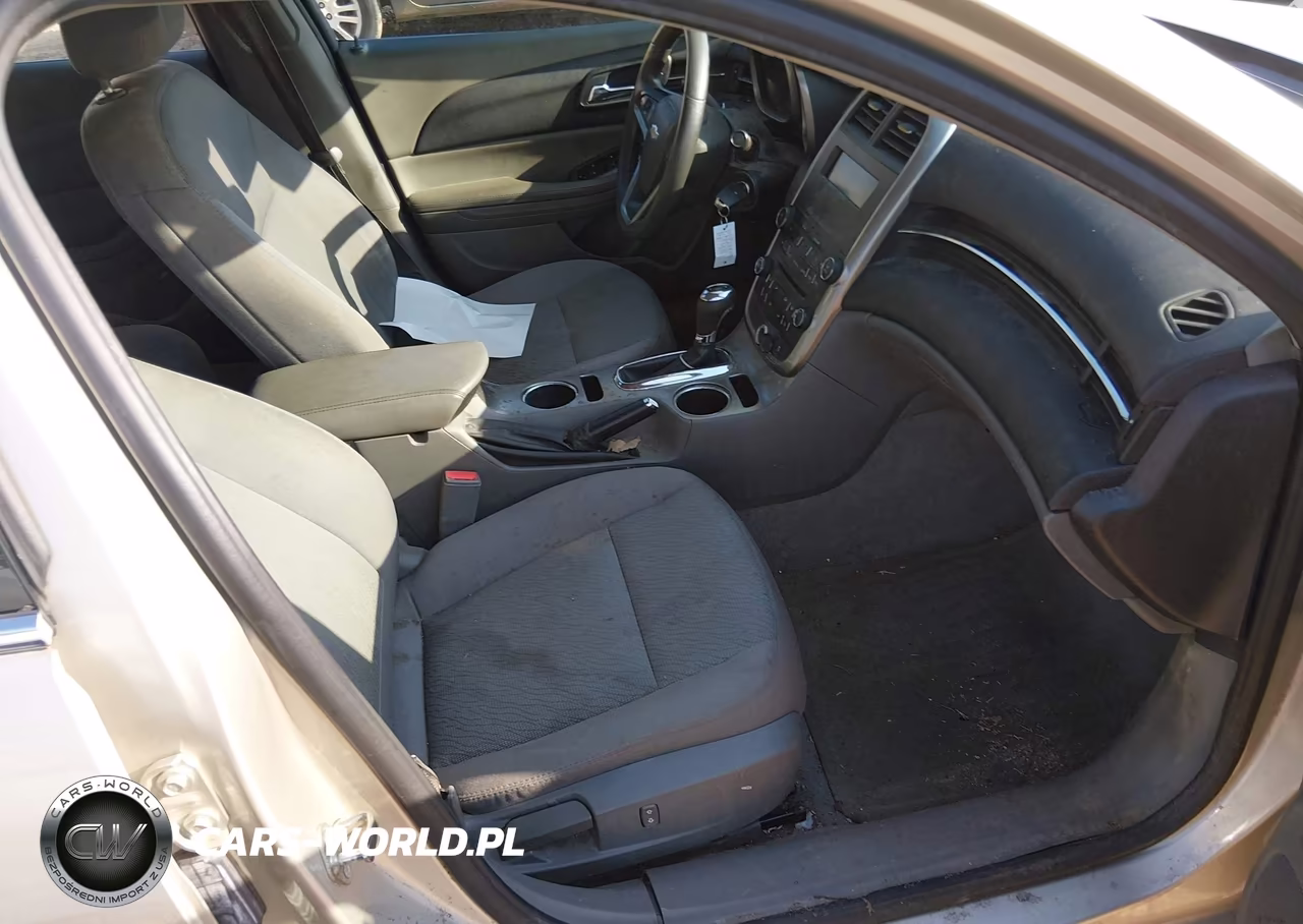 2015 Chevrolet Malibu Ls VIN:1G11B5SL8FF149807 - 5