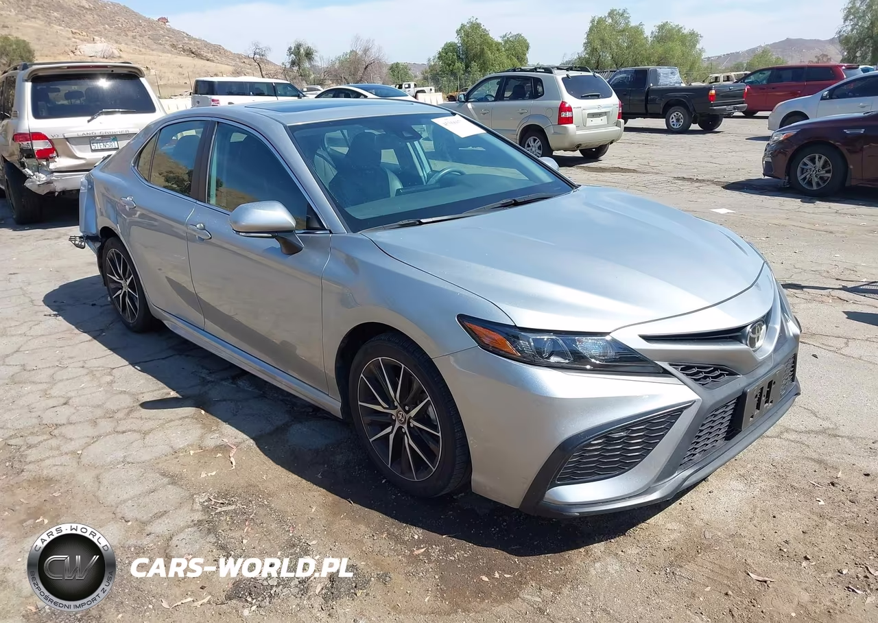 2021 Toyota Camry Se – zdjęcie 1 z 16
