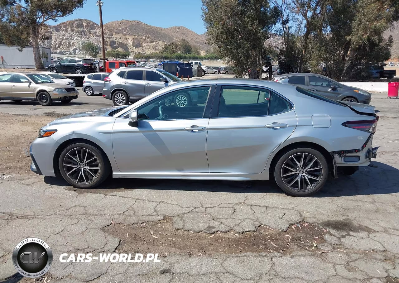 2021 Toyota Camry Se VIN:4T1T11AK7MU494044 - 14