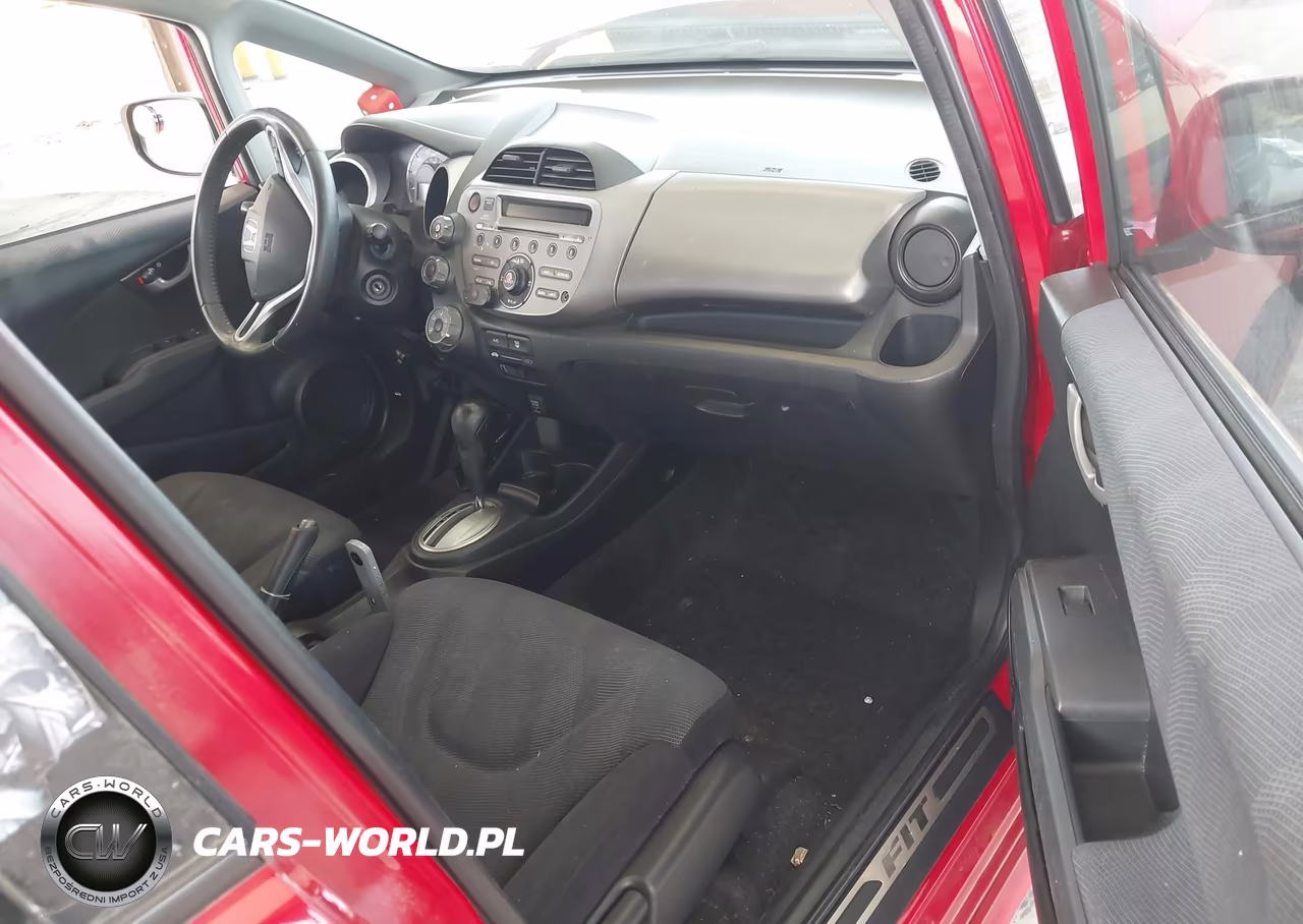2009 Honda Fit Sport VIN:JHMGE884X9S053214 - 5