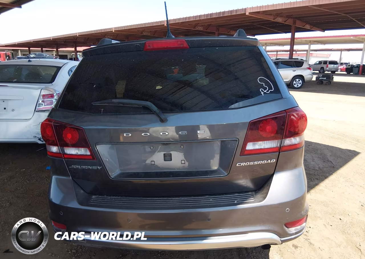 2018 Dodge Journey Crossroad VIN:3C4PDCGB0JT269177 - 17