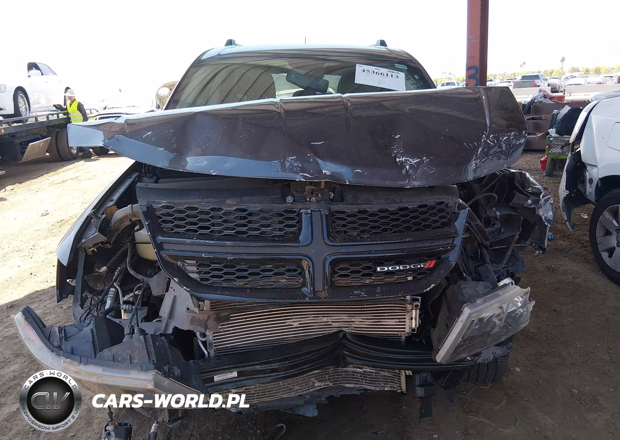 2018 Dodge Journey Crossroad VIN:3C4PDCGB0JT269177 - 6
