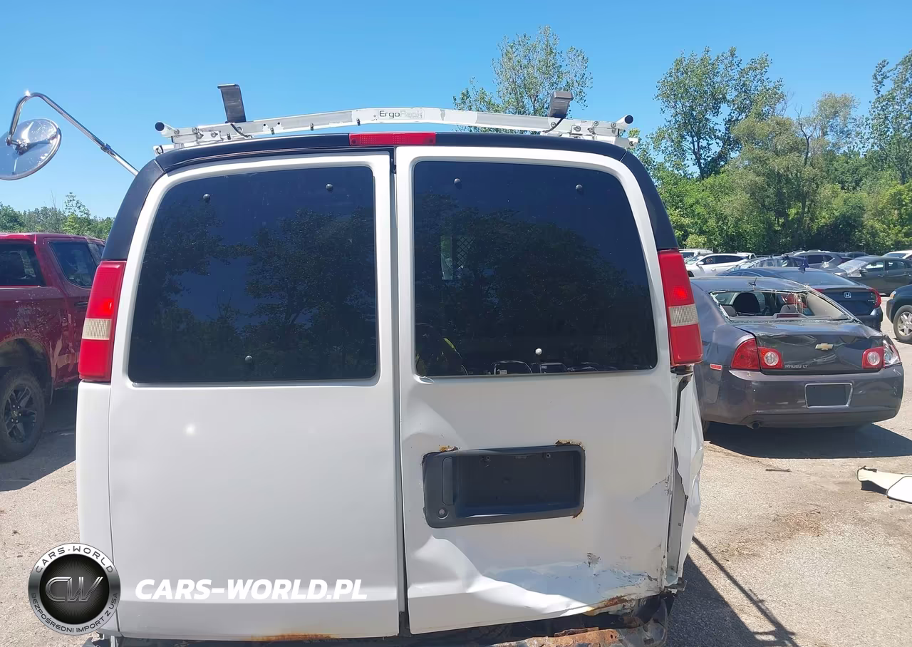2010 Chevrolet Express 1500 Work Van VIN:1GCUGADX8A1163842 - 16