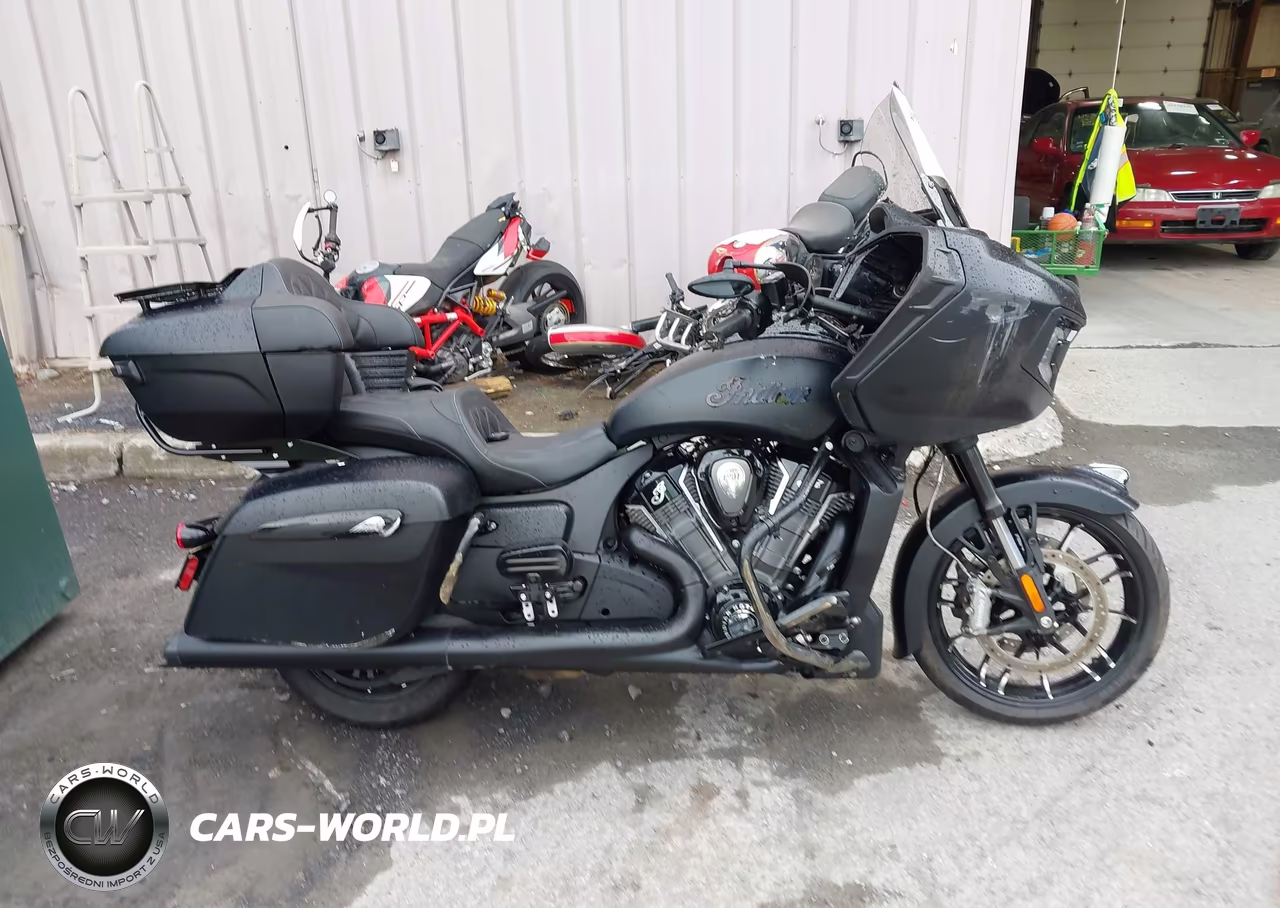 2023 Indian Motorcycle Co. Pursuit Dark Horse With Premium Package VIN:56KLDFRR1P3422285 - 12