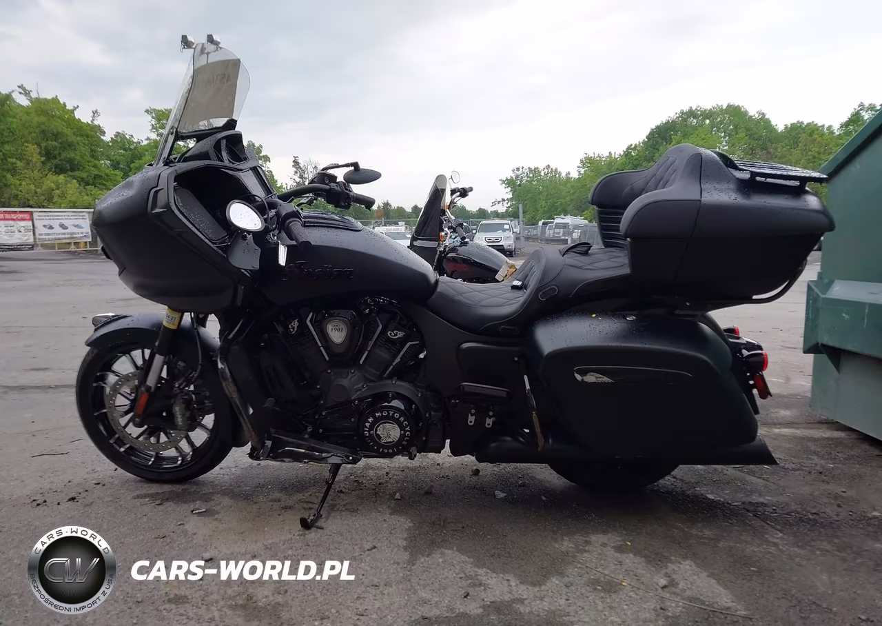2023 Indian Motorcycle Co. Pursuit Dark Horse With Premium Package VIN:56KLDFRR1P3422285 - 13