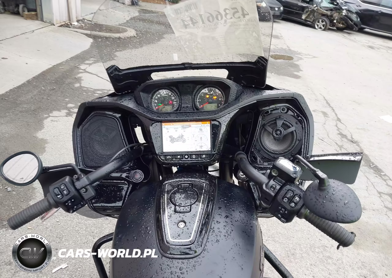 2023 Indian Motorcycle Co. Pursuit Dark Horse With Premium Package VIN:56KLDFRR1P3422285 - 14