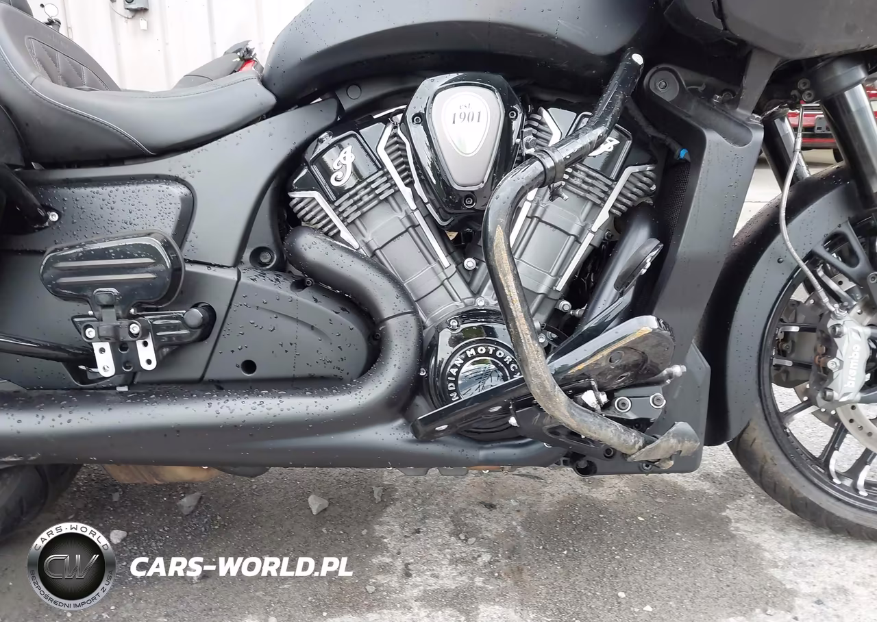 2023 Indian Motorcycle Co. Pursuit Dark Horse With Premium Package VIN:56KLDFRR1P3422285 - 8