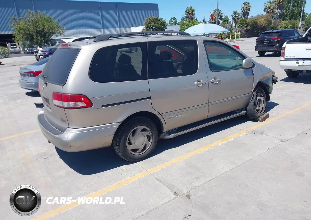 2002 Toyota Sienna Le VIN:4T3ZF13C52U438416 - 4