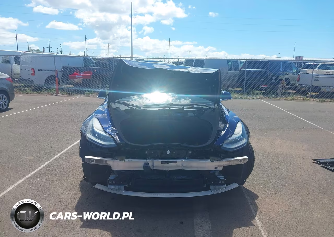 2018 Tesla Model 3 Long Range-Mid Range VIN:5YJ3E1EA5JF077892 - 12